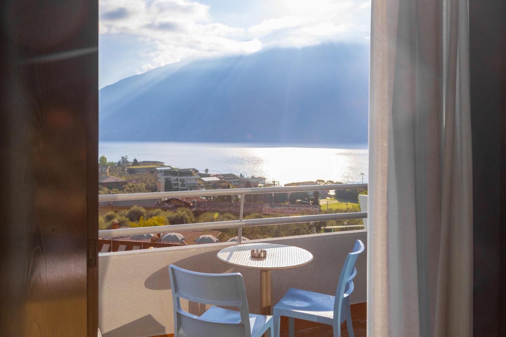 Aria Life Hotel Limone sul Garda Exterior foto